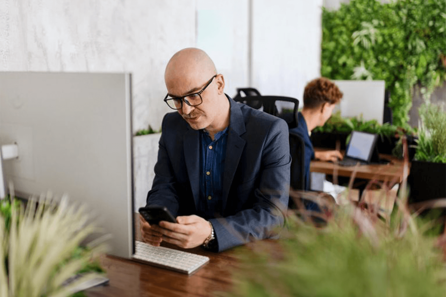 EE Business Mobile Phones